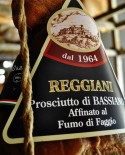 Prosciutto di Bassiano Etichetta Nera Affinato al Fumo di Faggio con Osso 9,5 Kg - stagionatura 16 mesi - Reggiani